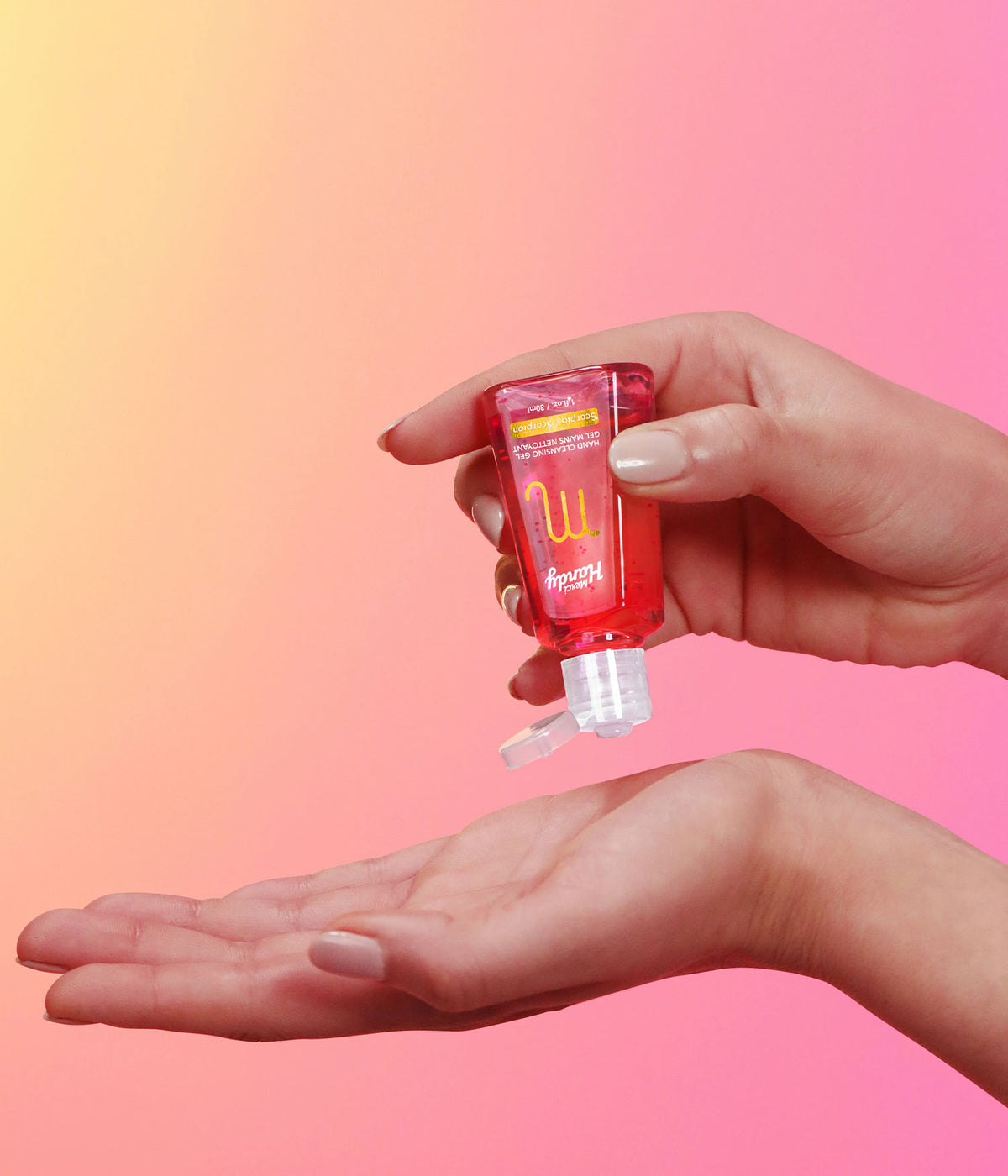 Scorpio Hand Cleansing Gel Merci Handy – gel poured into the hand